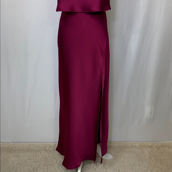 Petal & Pup Vienna Strapless Midi Dress Size Large Berry NWOT - Picture 10 of 16